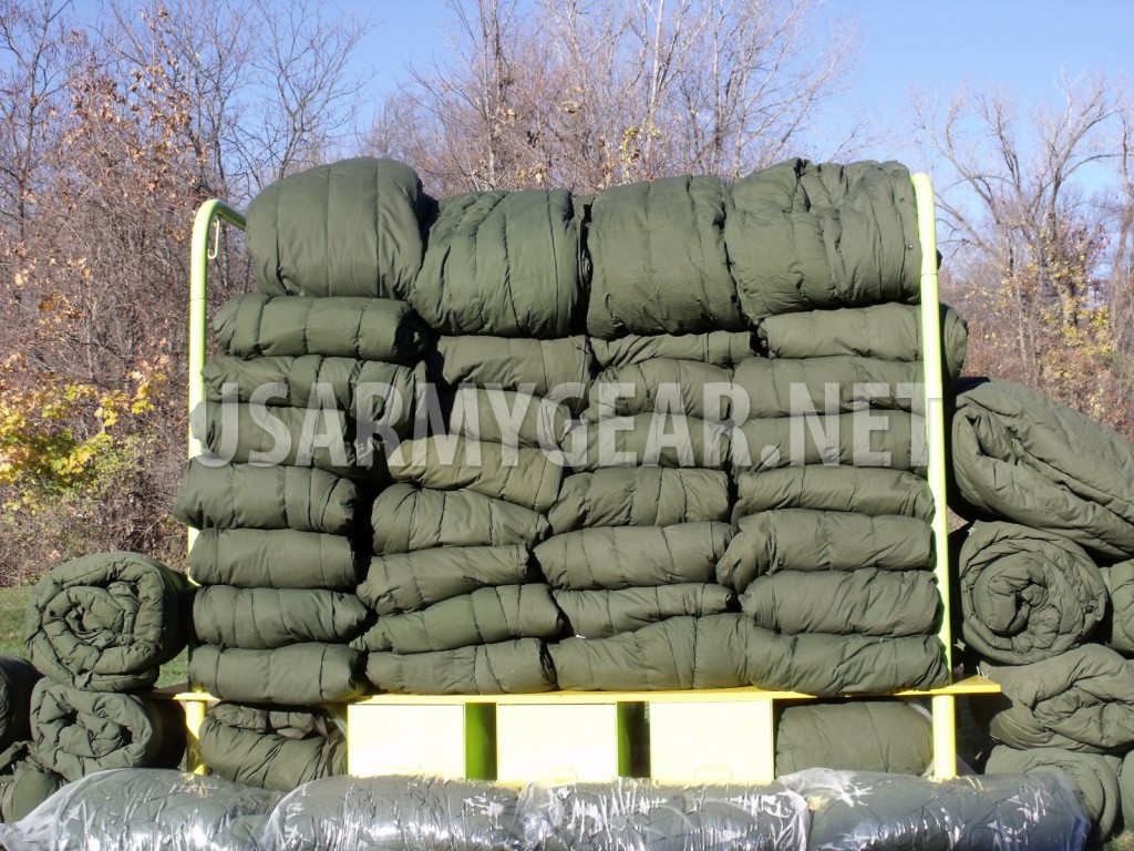 Very Warm Military US Army SUBZERO Extreme Cold Weather Sleeping Bag
