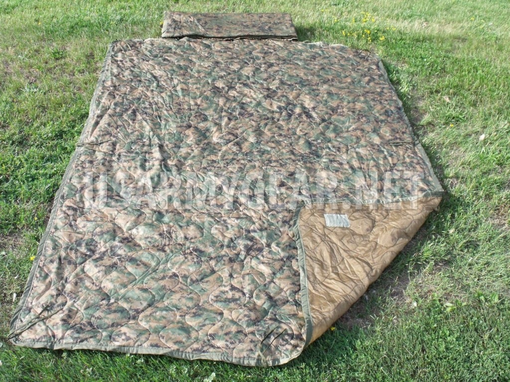 Survival Gear Blanket US Army Woodland Camouflage Poncho Liner Blanket - 150 X 210 Cm Quilted, Water Resistant, Lightweight For Camping & Survival Army Poncho Liner